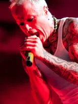 Keith Flint es  en The Prodigy: Invaders Alive