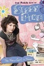 Emily Peterson interpreta a Traci Bennique en The Public Life of Sissy Pike: New Girl in Town