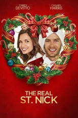 Aaron Landon interpreta a Roberto en The Real St. Nick