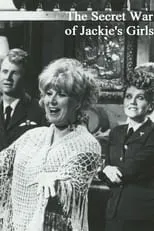 Sheila MacRae interpreta a Phyllis en The Secret War of Jackie's Girls