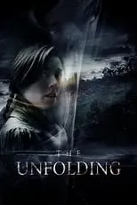 Lachlan Nieboer es Tam Burke en The Unfolding