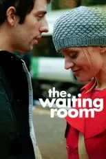 Goran Stjepanovic interpreta a Paramilitary Man 1 en The Waiting Room