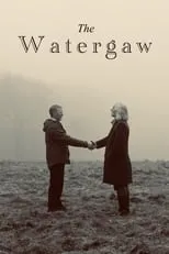 Colin McCredie interpreta a Iain en The Watergaw