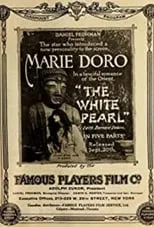 Marie Doro es Nancy Marvell en The White Pearl