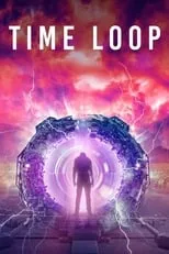 Sam Gittins interpreta a Ricky Farina en Time Loop