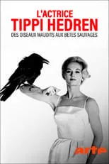 Claudia Urbschat-Mingues es Self - Narrator (voice) en Tippi Hedren und die wilden Tiere