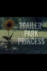 Joseph Castillo-Midyett interpreta a Enrique Dominguez en Trailer Park Princess