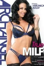 Carmen Valentina es  en True MILF