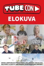 Pinja Sanaksenaho es Self en Tubecon-elokuva