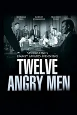 George Voskovec interpreta a Juror #11 en Twelve Angry Men