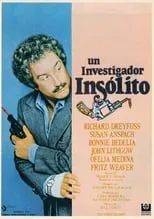 Sidney Clute interpreta a Mr. Johnson en Un investigador insólito