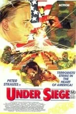 草刈正雄 en la película Under Siege