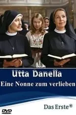 Gloria Nefzger interpreta a Mail Carrier en Utta Danella - Eine Nonne zum Verlieben