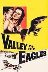 Norman MacOwan interpreta a McTavis, ferry pilot en Valley of the Eagles