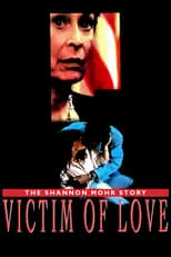 Gladys Holland interpreta a Mrs. Levitz en Victim of Love: The Shannon Mohr Story