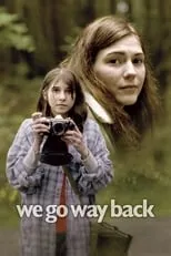 Kate Bayley interpreta a Tessa en We Go Way Back