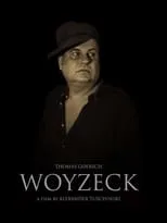 Julischka Eichel interpreta a Margreth en Woyzeck