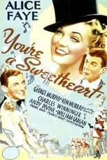 Virginia Sale interpreta a Gawking Wife (uncredited) en You're a Sweetheart