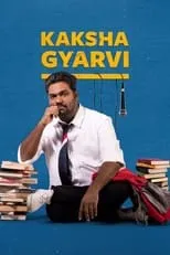 Zakir Khan es Self en Zakir Khan: Kaksha Gyarvi