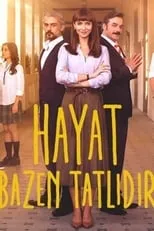 Portada de Hayat Bazen Tatlıdır