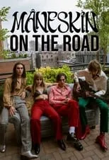 Póster de la temporada 2 de la serie Måneskin On The Road - The Series