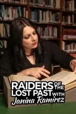 Portada de Raiders of the Lost Past with Janina Ramirez